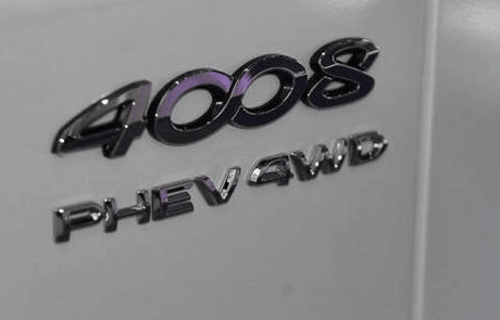 东风标致4008插电式混动车型定位于紧凑型SUV。
