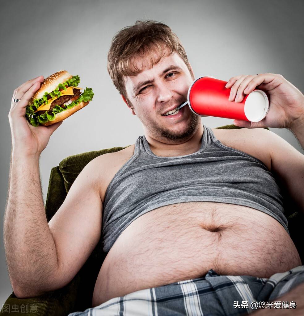 肚子上的脂肪太厚如何减肥？掌握4个燃脂方法，让你的腹部变平坦