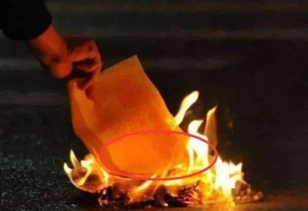 人死后为何要烧纸，没人烧纸会怎样？流传几千年的文化，是迷信吗